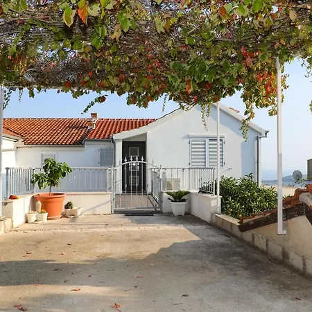 Stella Maris - Penthouse, Hvar Apartment *