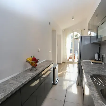 Apartment Stella Maris - Penthouse, Hvar *