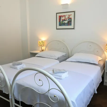 Apartment Stella Maris - Penthouse, Hvar *